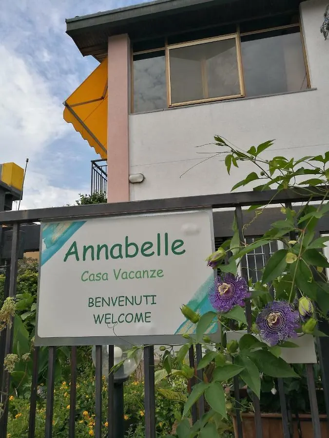 Annabelle Villa Somma Lombardo